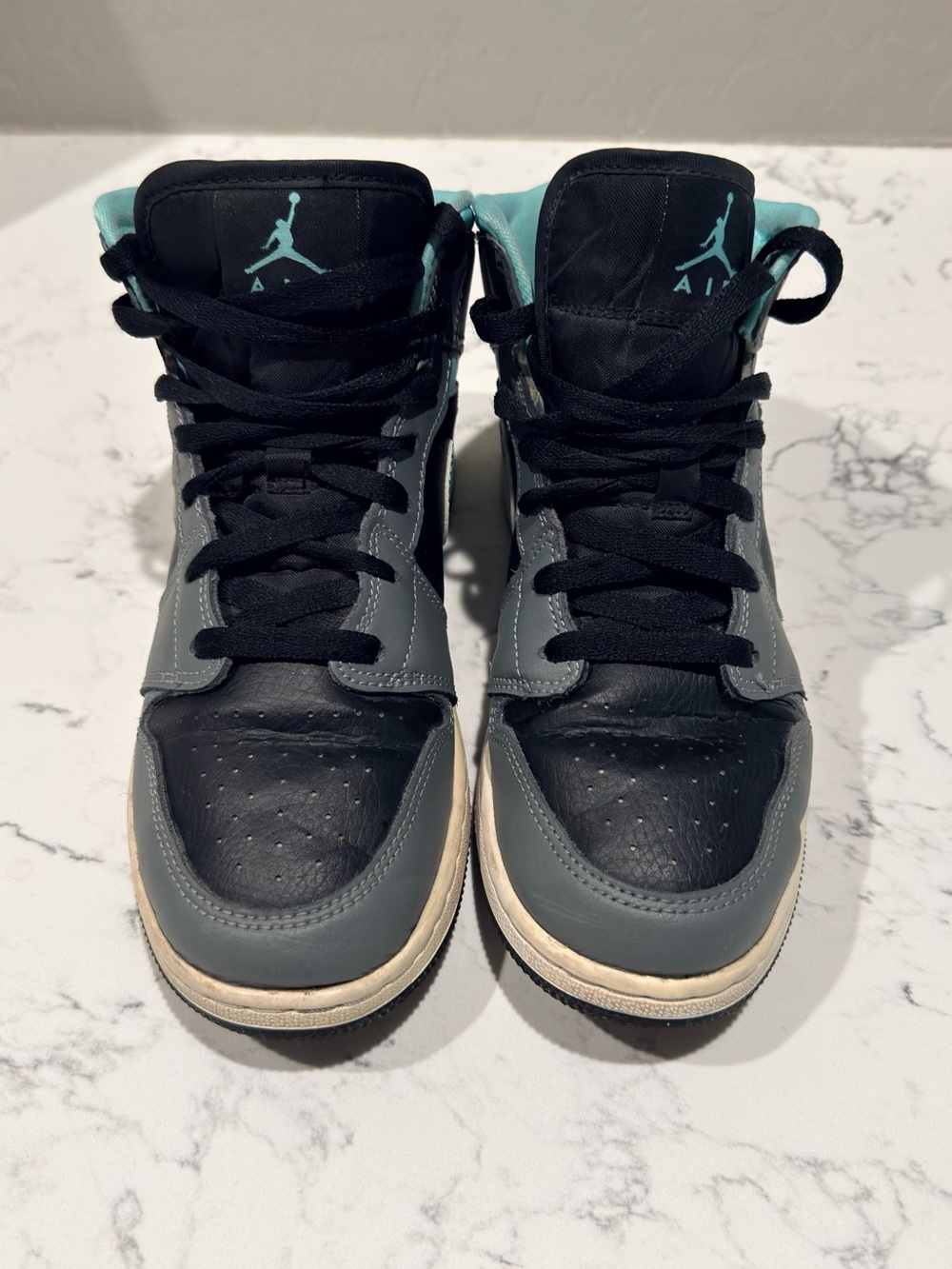 Air Jordan 1 Mid Gs 'grey Aqua'
554725-063 Kids Shoes